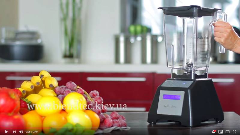 BlendTec Connoisseur Space Saver 825