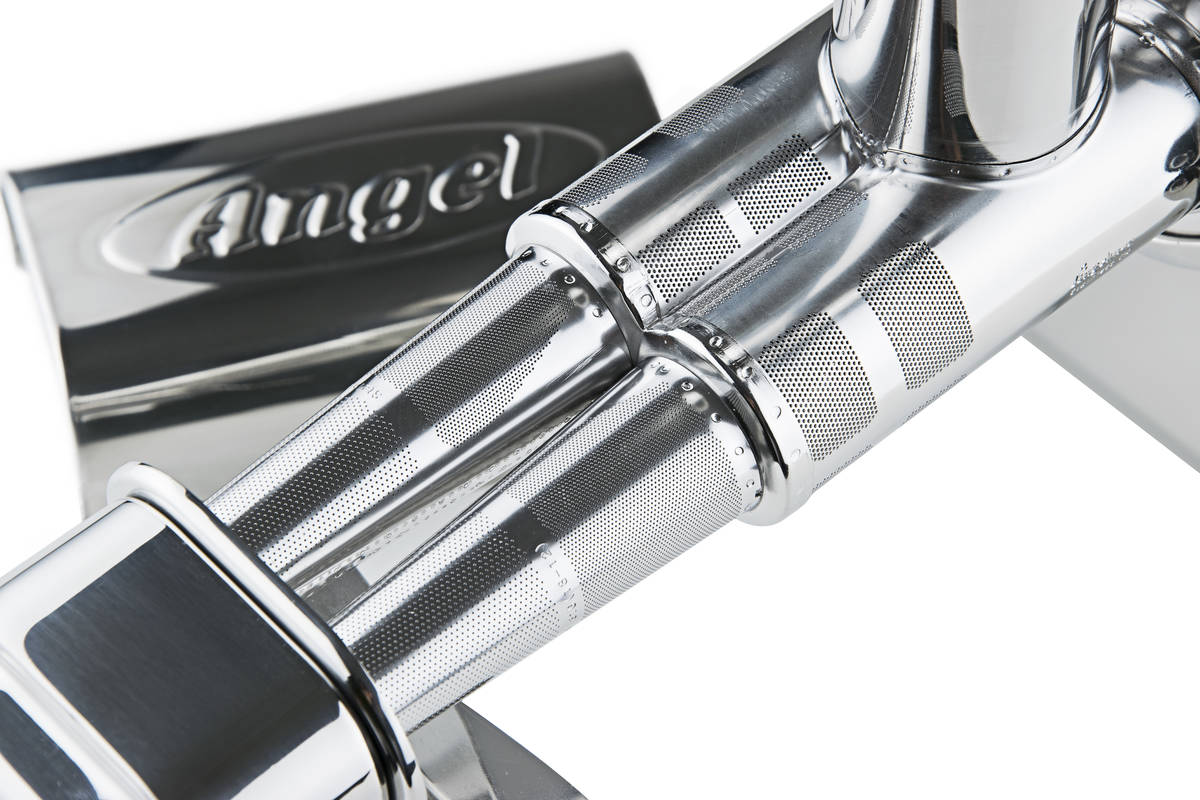 Соковыжималка Angel Juicer 8500S способна приготовить сок практически из любого вида продуктов